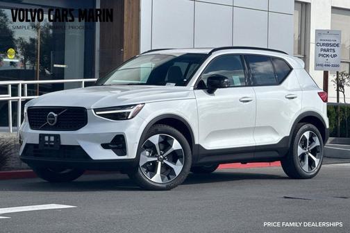 Crystal White 2026 Volvo XC40 Plus, B5 AWD Gas (mild hybrid), Dark
