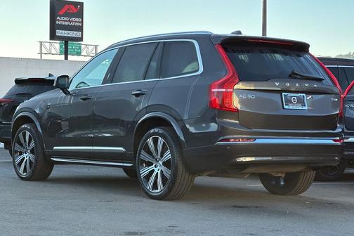 2025 Volvo XC90 Plug-In Hybrid T8 Core 7-Seater