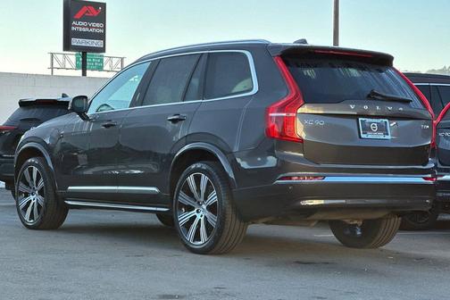2025 Volvo XC90 Plug-In Hybrid T8 Core 7-Seater