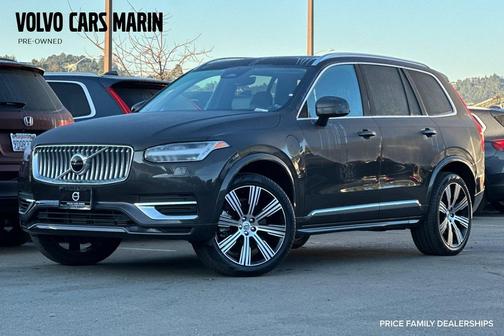 2025 Volvo XC90 Plug-In Hybrid T8 Core 7-Seater