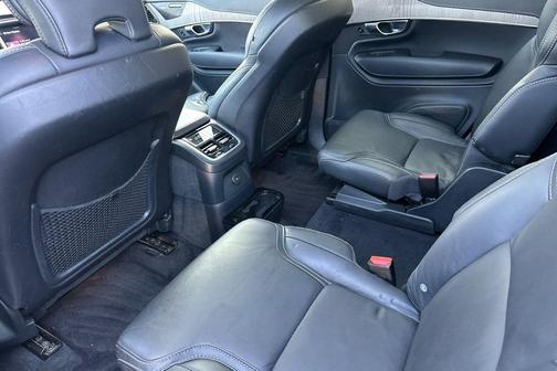 2023 Volvo XC90 Recharge Plug-In Hybrid T8 Ultimate 6-Seater