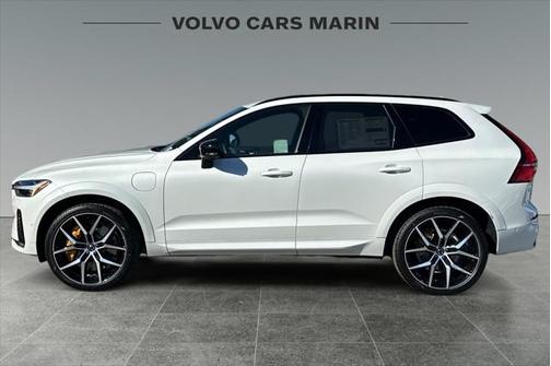 2025 Volvo XC60 Plug-In Hybrid T8 Polestar