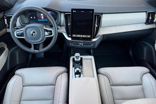 Vapour Grey Metallic 2026 Volvo XC90 Plug-In Hybrid Ultra Dark Theme, T8 AWD, Electric/Gasoline, 6 Seats