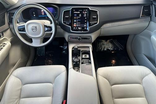 2023 Volvo XC90 Recharge Plug-In Hybrid T8 Plus Bright Theme 7-Seater
