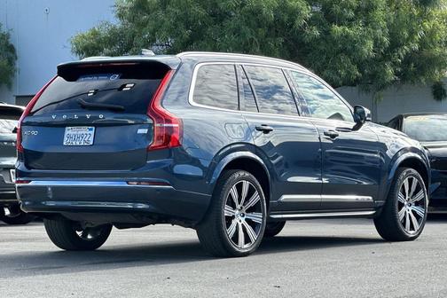 2023 Volvo XC90 Recharge Plug-In Hybrid T8 Plus Bright Theme 7-Seater