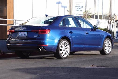Photo 2 of 30 of 2017 Audi A4 2.0T Premium