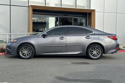 2018 Lexus ES 350 Base