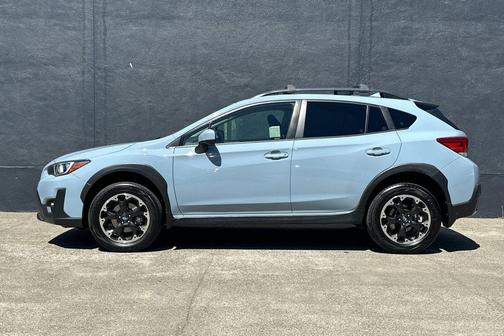 Lagoon Blue Pearl 2022 Subaru Crosstrek Premium