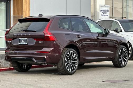 2026 Volvo XC60 B5 Ultra