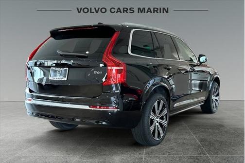 2025 Volvo XC90 B6 Plus 7-Seater