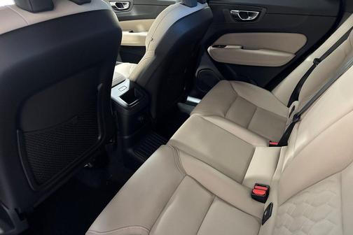 Forest Lake 2026 Volvo XC60 Plug-In Hybrid Plus, T8 AWD Electric/Gasoline, Dark