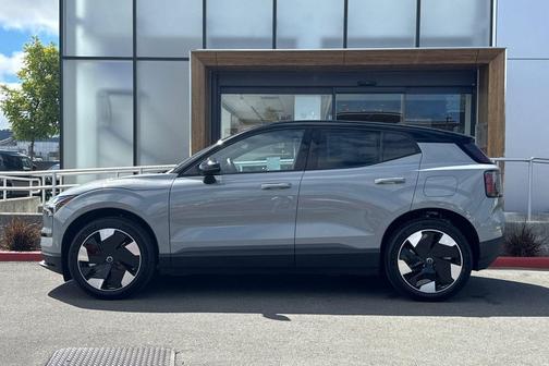 Vapour Grey Metallic 2026 Volvo EX30 Plus Twin Motor Performance, Fully electric