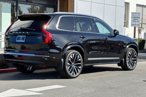 Onyx Black Metallic 2026 Volvo XC90 Plug-In Hybrid Ultra, T8 AWD, Electric/Gasoline, Bright, 6 Seats