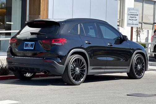 Black 2022 Mercedes-Benz AMG GLA 35 4MATIC