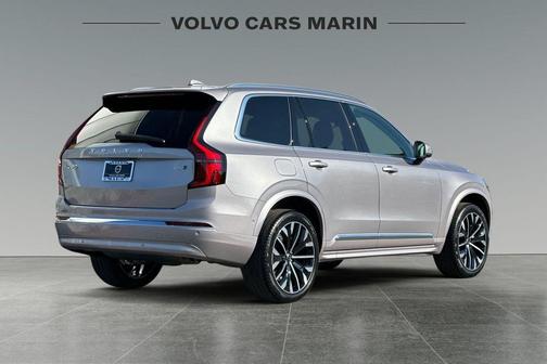 2026 Volvo XC90 B6 Plus 6-Seater
