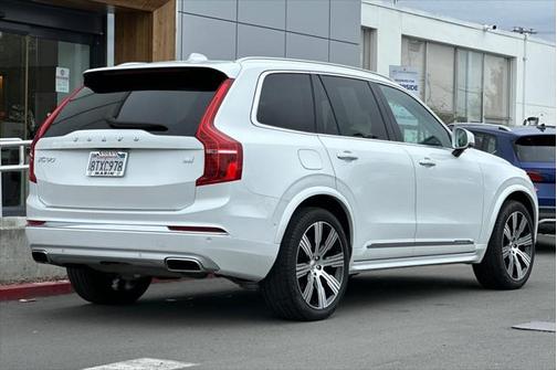 2021 Volvo XC90 Recharge Plug-In Hybrid T8 Inscription 7 Passenger