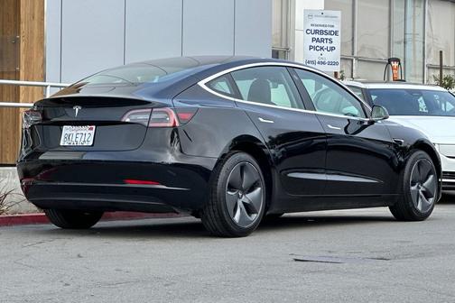 2019 Tesla Model 3 Standard Range