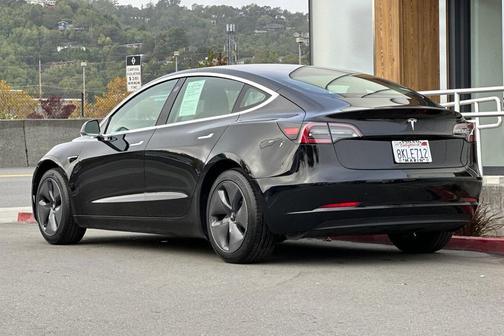 2019 Tesla Model 3 Standard Range