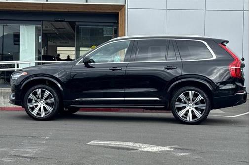 2024 Volvo XC90 Recharge Plug-In Hybrid T8 Ultimate Bright Theme 7-Seater