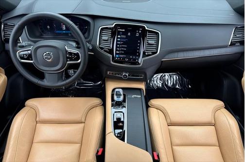 2024 Volvo XC90 Recharge Plug-In Hybrid T8 Ultimate Bright Theme 7-Seater