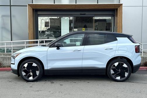 2026 Volvo EX30 Plus Twin Motor Performance, Fully electric