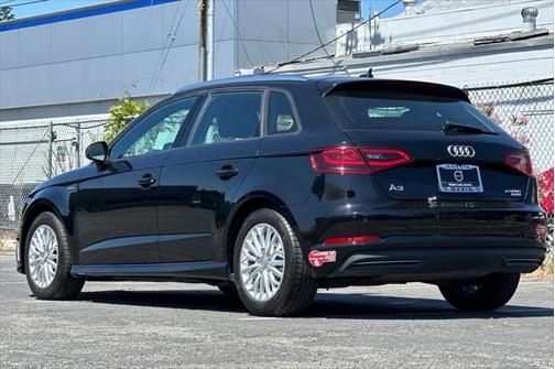 2016 Audi A3 e-tron 1.4T Premium