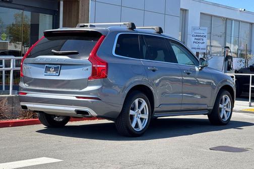 Osmium Grey Metallic 2020 Volvo XC90 T6 Momentum