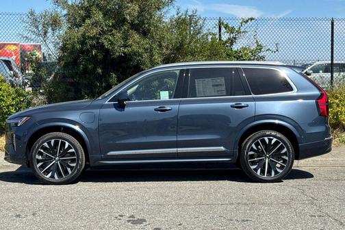 Denim Blue Metallic 2026 Volvo XC90 Plug-In Hybrid Ultra, T8 AWD, Electric/Gasoline, Bright, 7 Seats
