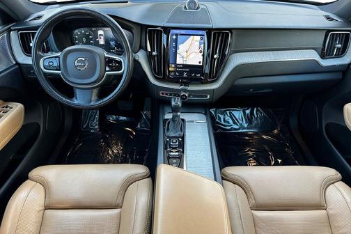 2020 Volvo XC60 T6 Inscription
