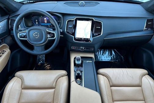 2023 Volvo XC90 Recharge Plug-In Hybrid T8 Ultimate Bright Theme 7-Seater