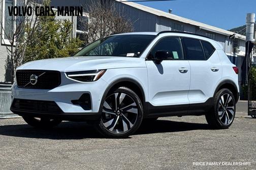 Cloud Blue 2026 Volvo XC40 Plus, B5 AWD Gas (mild hybrid), Dark