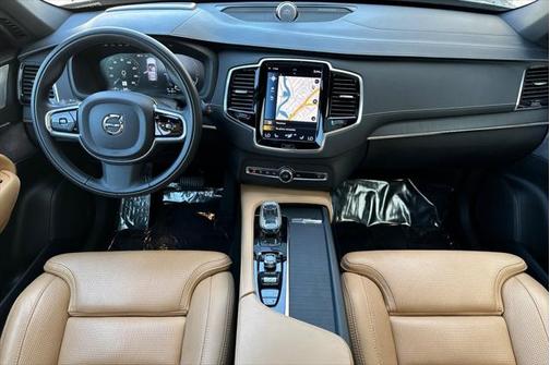 2021 Volvo XC90 Recharge Plug-In Hybrid T8 Inscription 7 Passenger