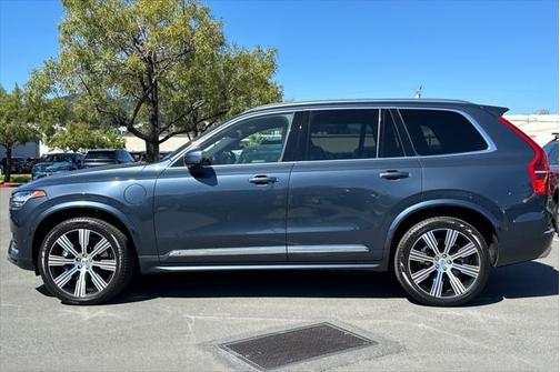 2021 Volvo XC90 Recharge Plug-In Hybrid T8 Inscription 7 Passenger