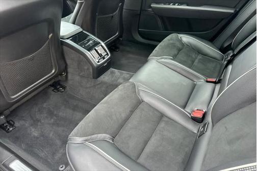 2021 Volvo S90 T6 R-Design