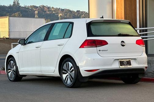 2016 Volkswagen e-Golf SEL Premium