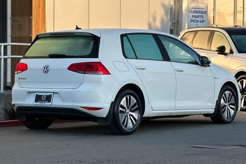 2016 Volkswagen e-Golf SEL Premium