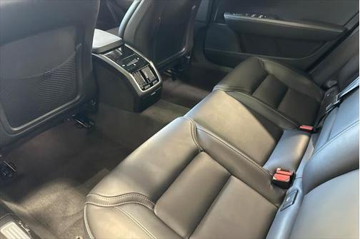 2022 Volvo S90 B6 Inscription