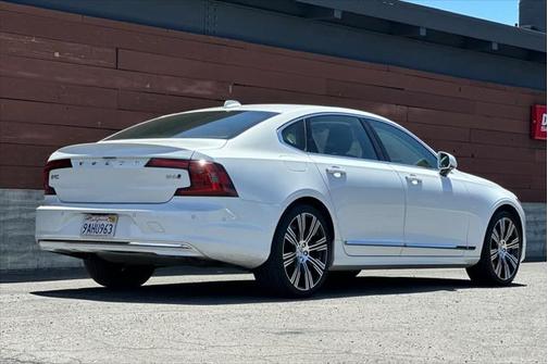 2022 Volvo S90 B6 Inscription