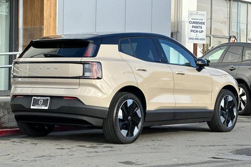 2026 Volvo EX30 Plus Twin Motor Performance, Fully electric