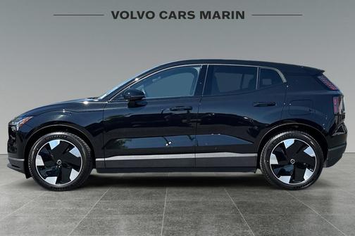 2025 Volvo EX30 Twin Motor Plus
