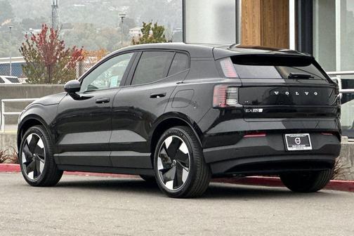 2026 Volvo EX30 Plus Twin Motor Performance, Fully electric