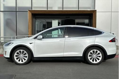 2019 Tesla Model X P100D