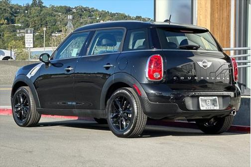 2016 MINI Countryman Cooper