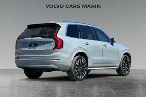 2026 Volvo XC90 Plug-In Hybrid T8 Plus 7-Seater