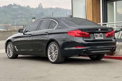 2018 BMW 530e iPerformance