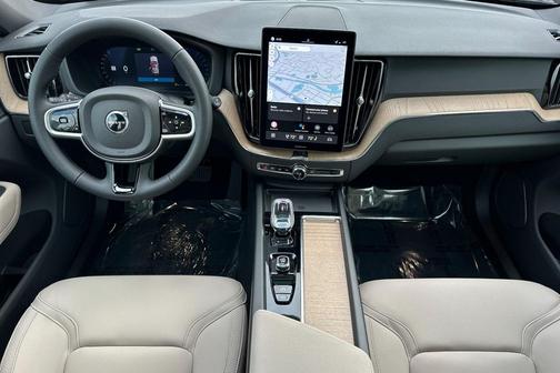 2026 Volvo XC60 B5 Core