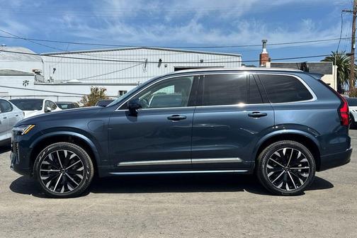 Denim Blue Metallic 2026 Volvo XC90 Plug-In Hybrid Ultra, T8 AWD, Electric/Gasoline, Bright, 7 Seats
