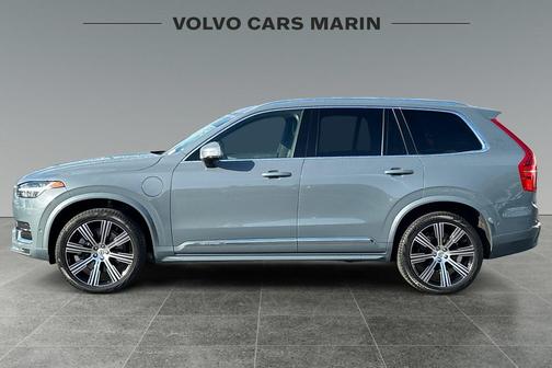 2023 Volvo XC90 Recharge Plug-In Hybrid T8 Ultimate Bright Theme 7-Seater