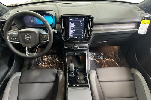 2025 Volvo EX40 Twin Motor Ultra