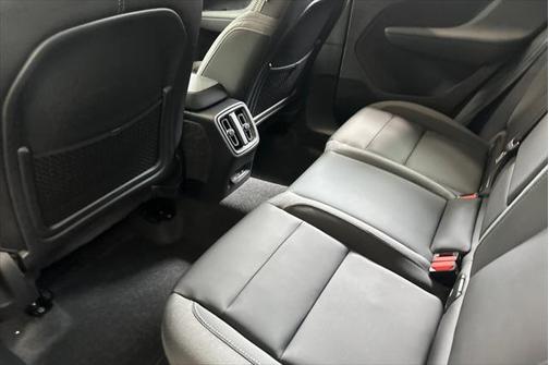 2025 Volvo EX40 Twin Motor Ultra
